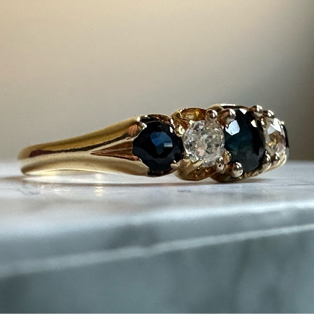 Antique 18K Gold Sapphire & Old Mine Diamond Victorian 5-Stone Ring Size 5.5 - Picture 9 of 15